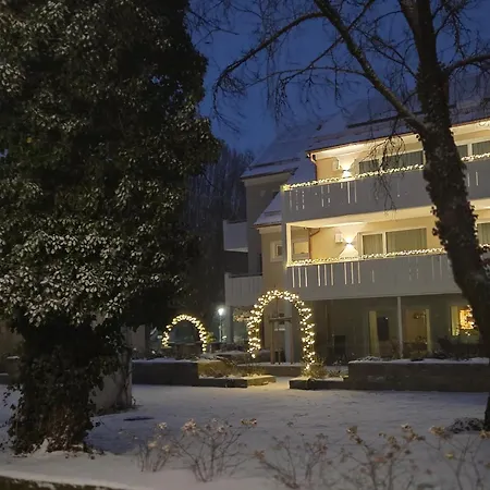 アパート Haus Am Muehlenweg - Modern Und Lichtdurchflutet